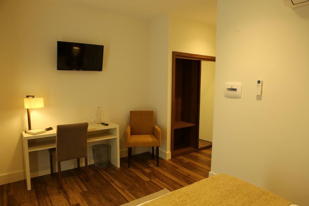 Hotel Solar Do Rebolo 올리베이라두오스피탈 외부 사진